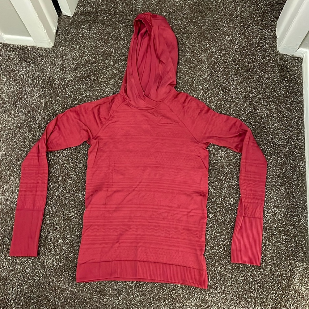 Lululemon hooded long sleeve